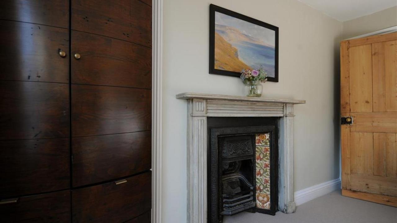 The Lodge Lyme Regis Dış mekan fotoğraf